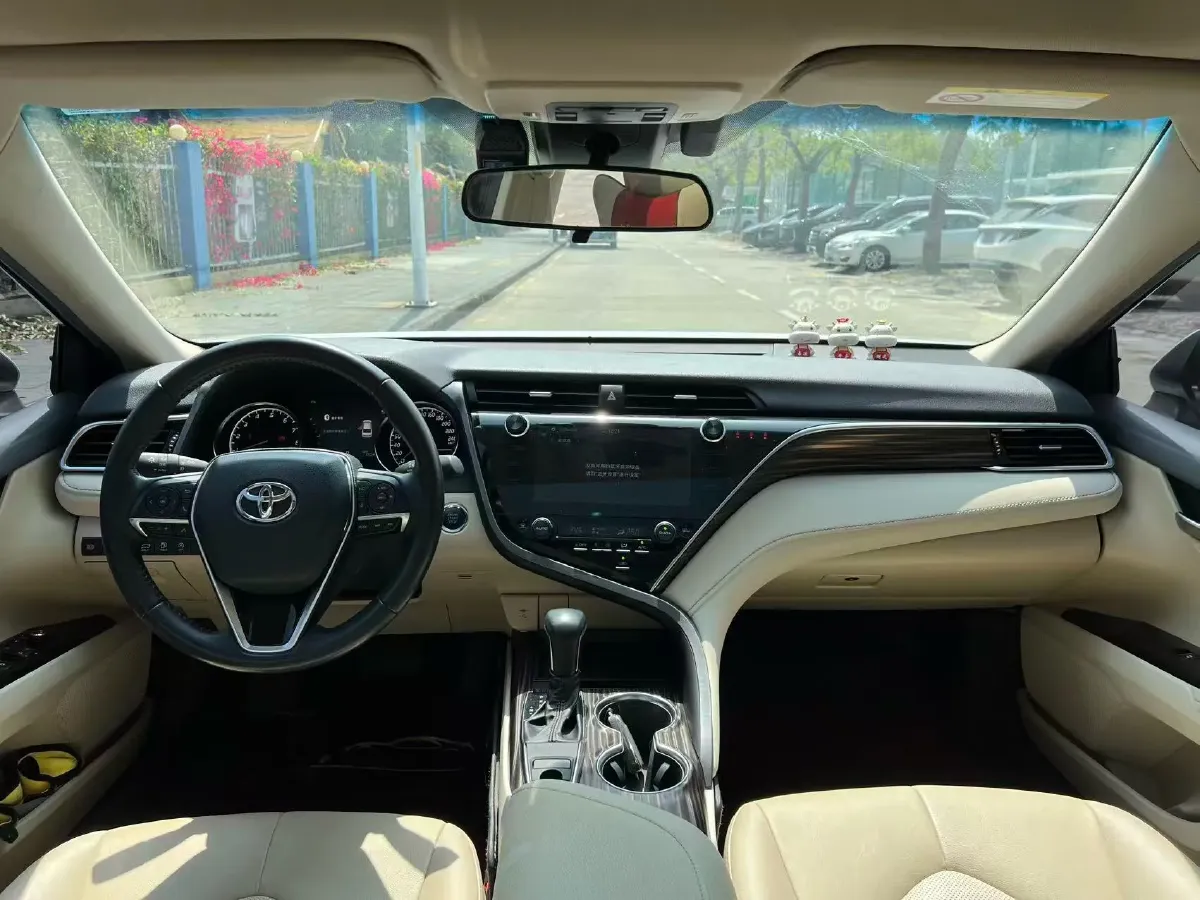 2021 Toyota Camry 2.0L 178HP L4 CVT,autocango,china used car exporter,china ev exporter,chinese used car exporter,chinese used ev exporter