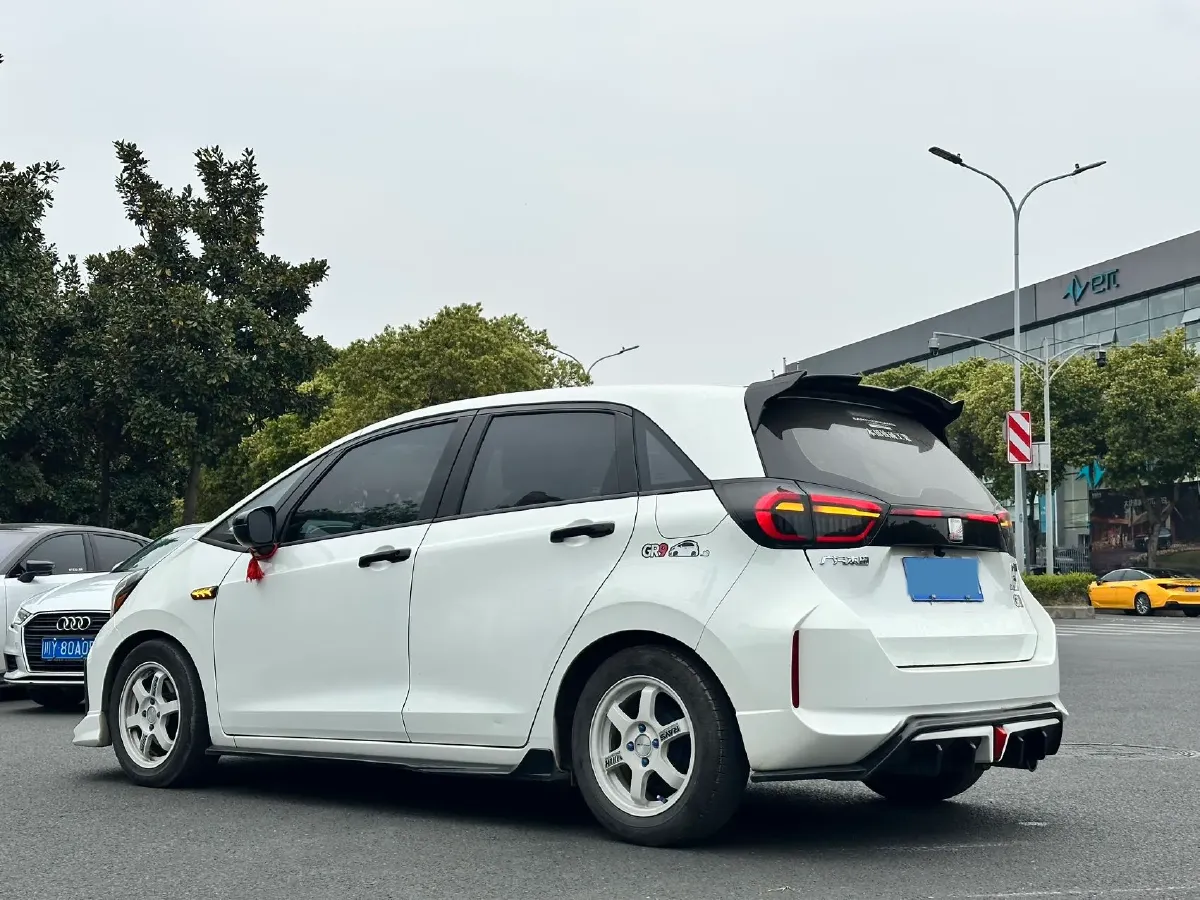 2021 Honda Fit 1.5L 131HP L4 CVT,autocango,china used car exporter,china ev exporter,chinese used car exporter,chinese used ev exporter