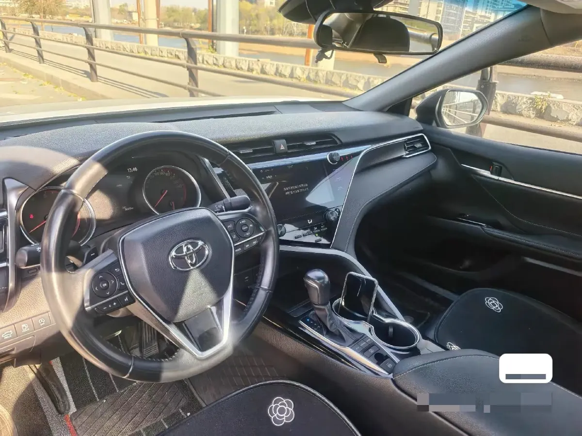 2019 Toyota Camry 2.5L 209HP L4 8AT,autocango,china used car exporter,china ev exporter,chinese used car exporter,chinese used ev exporter