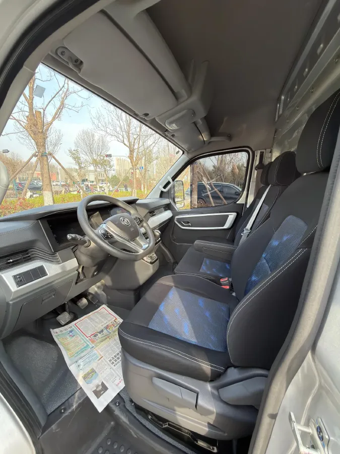 2021 DongFeng DFAC YuFeng 2.0T 127HP L4 6MT,autocango,china used car exporter,china ev exporter,chinese used car exporter,chinese used ev exporter