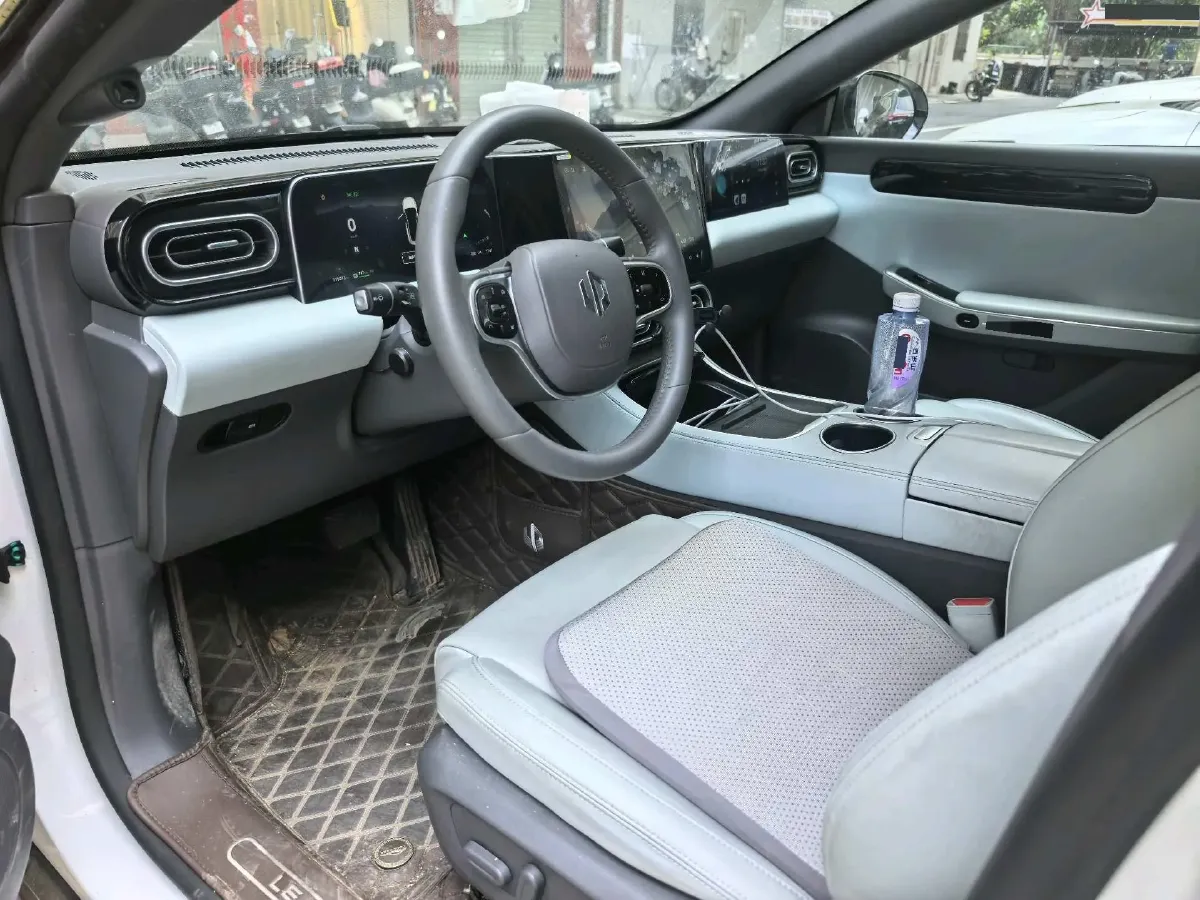 2023 Leapmotor C01 BEV 62.8KWH,autocango,china used car exporter,china ev exporter,chinese used car exporter,chinese used ev exporter