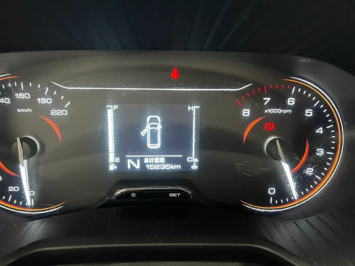 2022 WuLing JiaChen 1.5L 99HP L4 6MT,autocango,china used car exporter,china ev exporter,chinese used car exporter,chinese used ev exporter