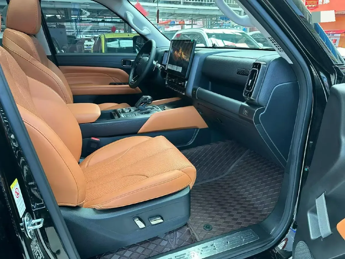 2024 Haval H9 2.0T 224HP L4 8AT,autocango,china used car exporter,china ev exporter,chinese used car exporter,chinese used ev exporter