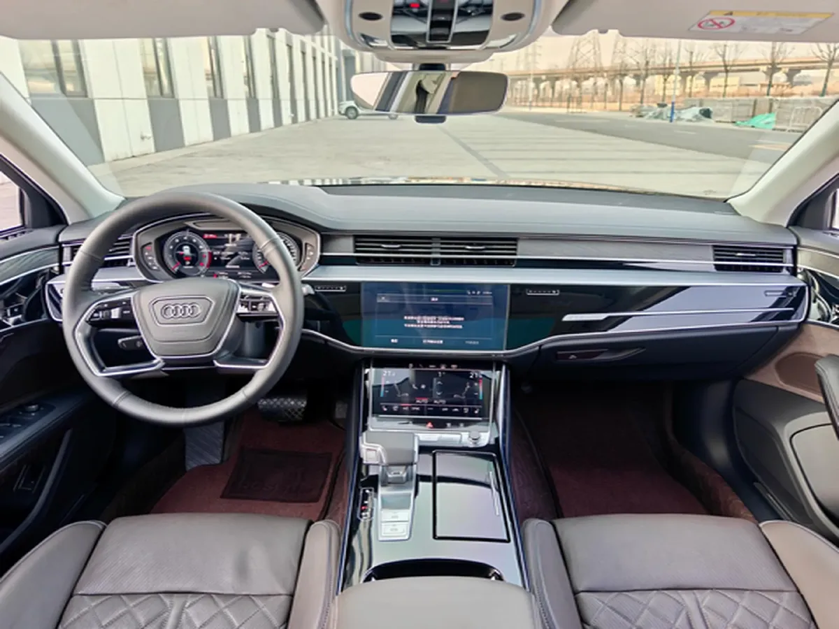 2024 Audi A8 3.0T 286HP V6 8AT,autocango,china used car exporter,china ev exporter,chinese used car exporter,chinese used ev exporter