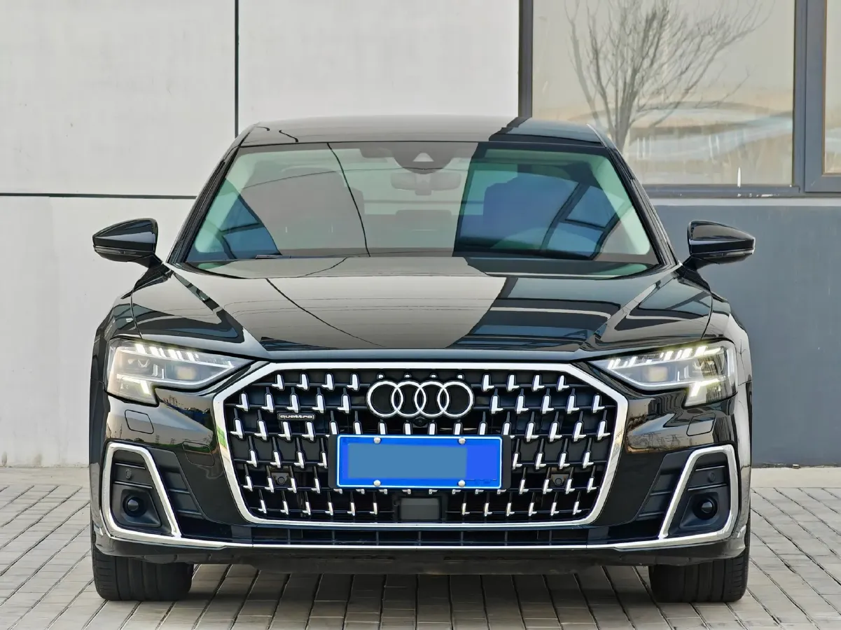 2024 Audi A8 3.0T 286HP V6 8AT,autocango,china used car exporter,china ev exporter,chinese used car exporter,chinese used ev exporter