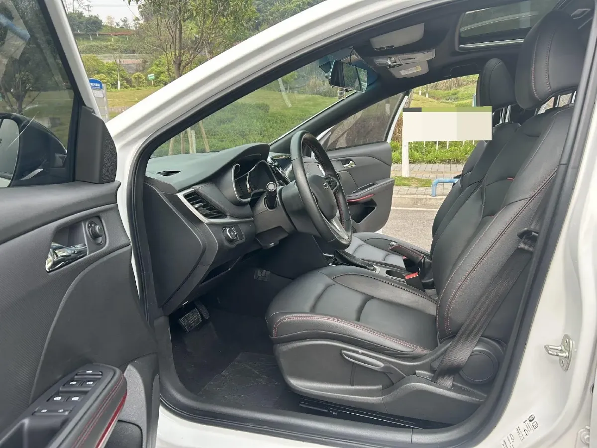 2022 Chevrolet Monza 1.3T 163HP L3 6AT,autocango,china used car exporter,china ev exporter,chinese used car exporter,chinese used ev exporter