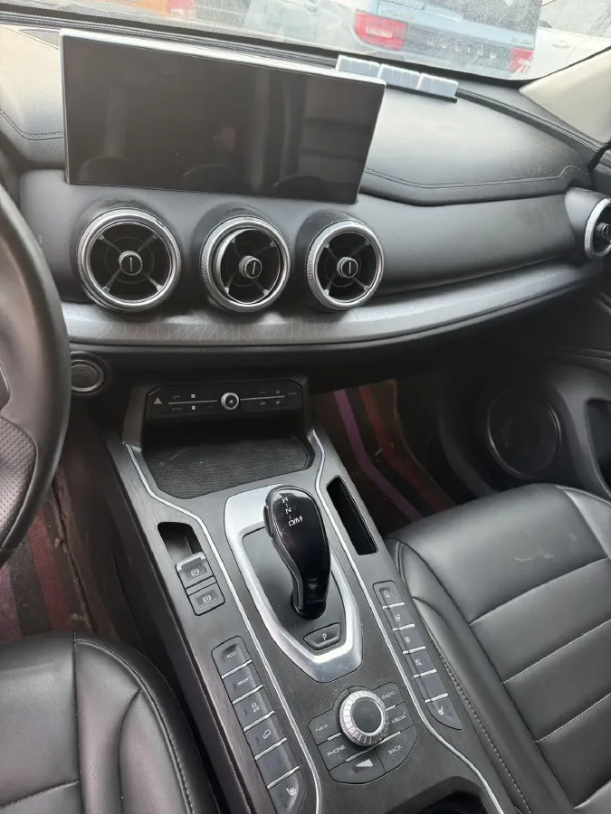 2021 WEY VV5 1.5T 171HP L4 7DCT,autocango,china used car exporter,china ev exporter,chinese used car exporter,chinese used ev exporter