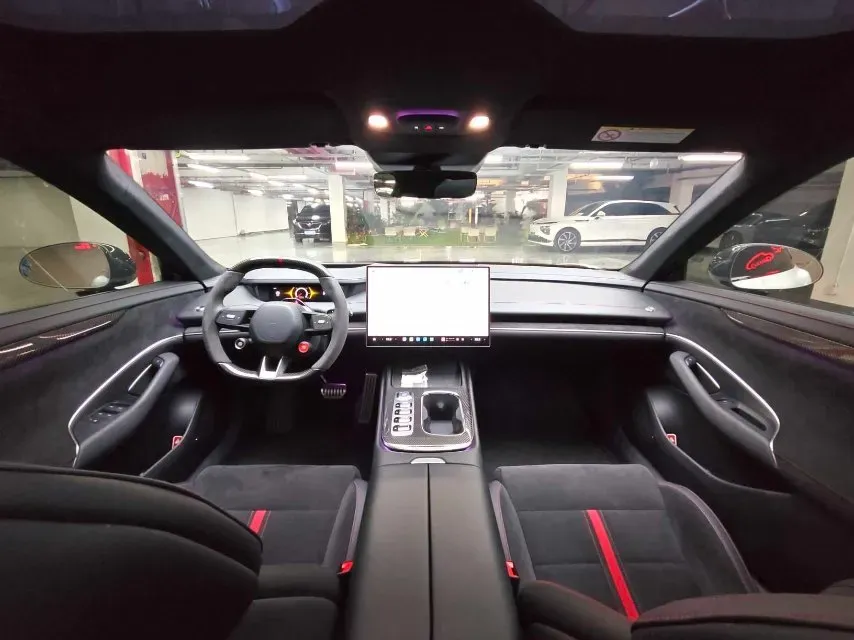 2025 MI SU7 Ultra BEV 93.7KWH,autocango,china used car exporter,china ev exporter,chinese used car exporter,chinese used ev exporter