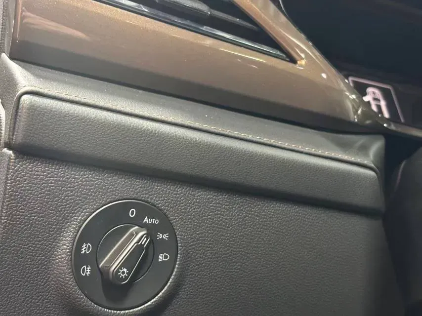 2021 Volkswagen Tharu 1.4T 150HP L4 7DCT,autocango,china used car exporter,china ev exporter,chinese used car exporter,chinese used ev exporter