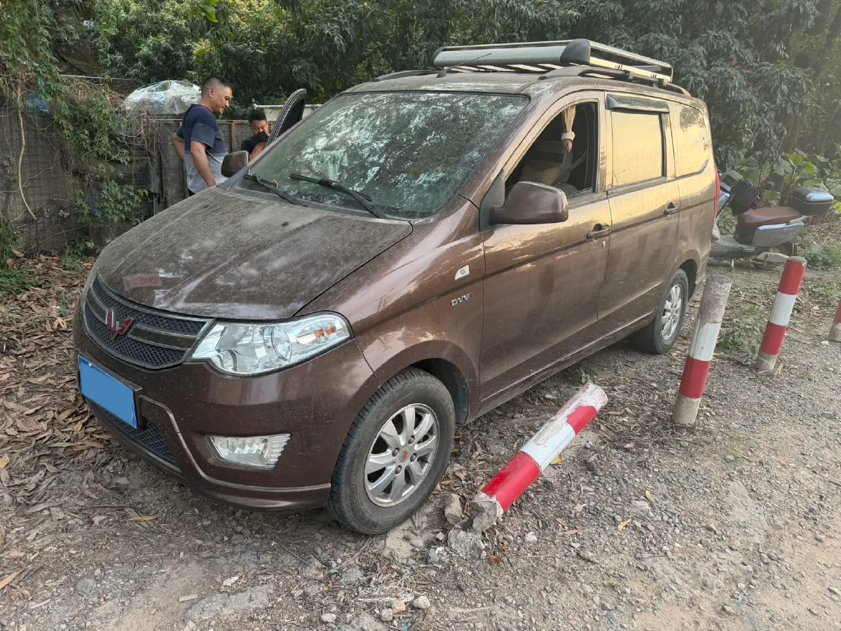 2016 WuLing HongGuang 1.5L 112HP L4 5MT,autocango,china used car exporter,china ev exporter,chinese used car exporter,chinese used ev exporter