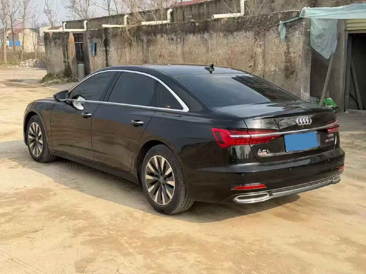 2022 Audi A6L 2.0T 224HP L4 7DCT,autocango,china used car exporter,china ev exporter,chinese used car exporter,chinese used ev exporter