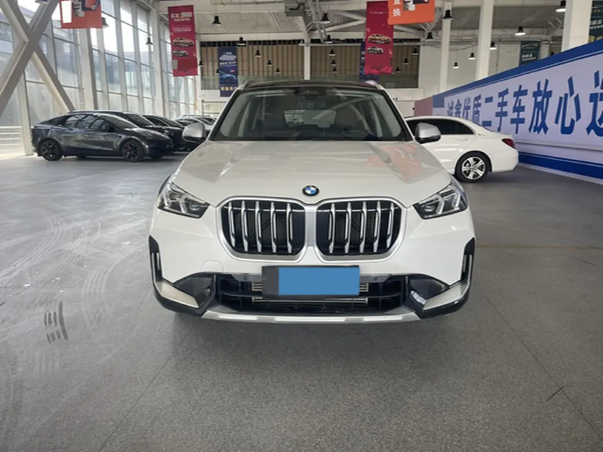2024 BMW X1 2.0T 204HP L4 7DCT,autocango,china used car exporter,china ev exporter,chinese used car exporter,chinese used ev exporter