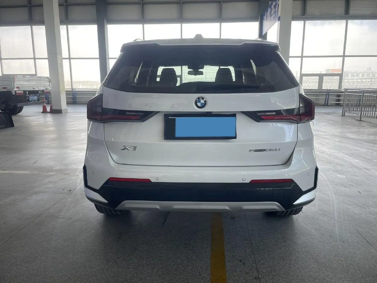 2024 BMW X1 2.0T 204HP L4 7DCT,autocango,china used car exporter,china ev exporter,chinese used car exporter,chinese used ev exporter