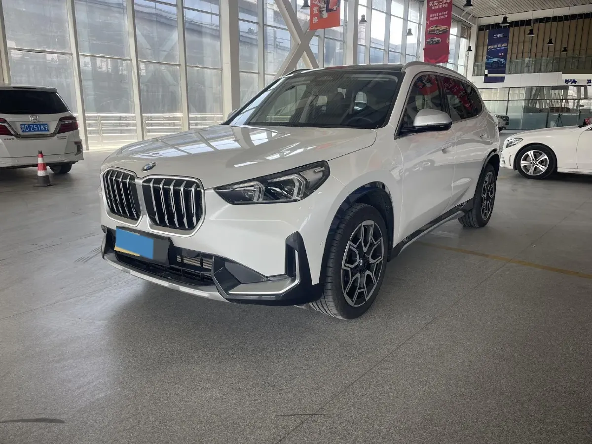 2024 BMW X1 2.0T 204HP L4 7DCT,autocango,china used car exporter,china ev exporter,chinese used car exporter,chinese used ev exporter