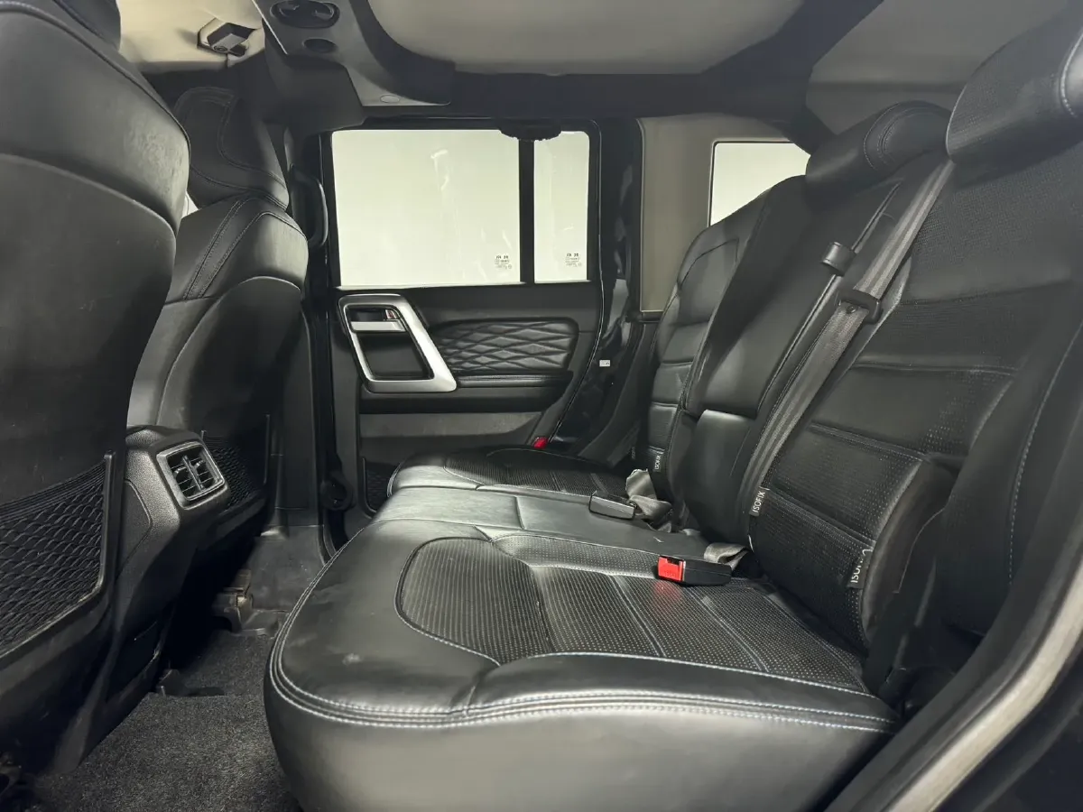 2019 Beijing BJ40 2.3T 231HP L4 6AT,autocango,china used car exporter,china ev exporter,chinese used car exporter,chinese used ev exporter