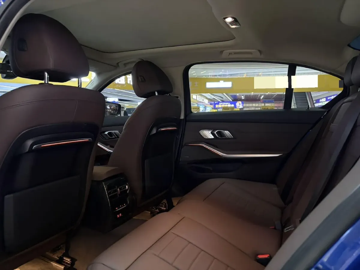 2021 BMW 3 Series 2.0T 184HP L4 8AT,autocango,china used car exporter,china ev exporter,chinese used car exporter,chinese used ev exporter