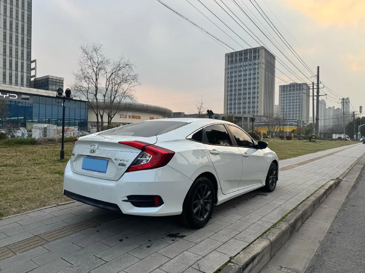 2019 Honda Civic 1.5T 177HP L4 CVT,autocango,china used car exporter,china ev exporter,chinese used car exporter,chinese used ev exporter
