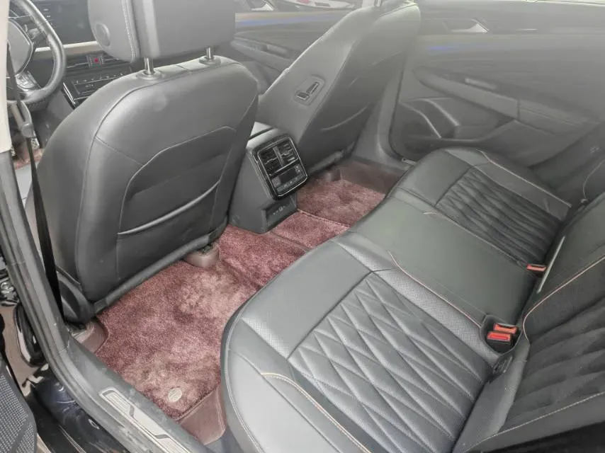 2020 Volkswagen Passat 2.0T 186HP L4 7DCT,autocango,china used car exporter,china ev exporter,chinese used car exporter,chinese used ev exporter