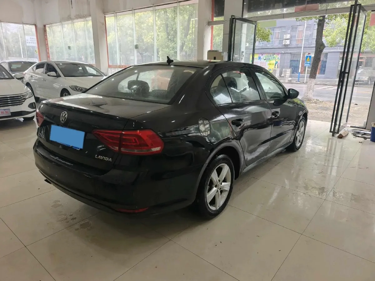 2017 Volkswagen Lavida 1.6L 110HP L4 6AT,autocango,china used car exporter,china ev exporter,chinese used car exporter,chinese used ev exporter