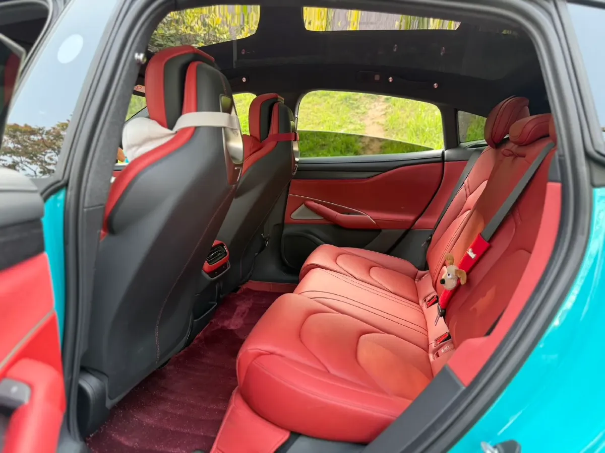 2024 MI SU7 BEV 94.3KWH,autocango,china used car exporter,china ev exporter,chinese used car exporter,chinese used ev exporter