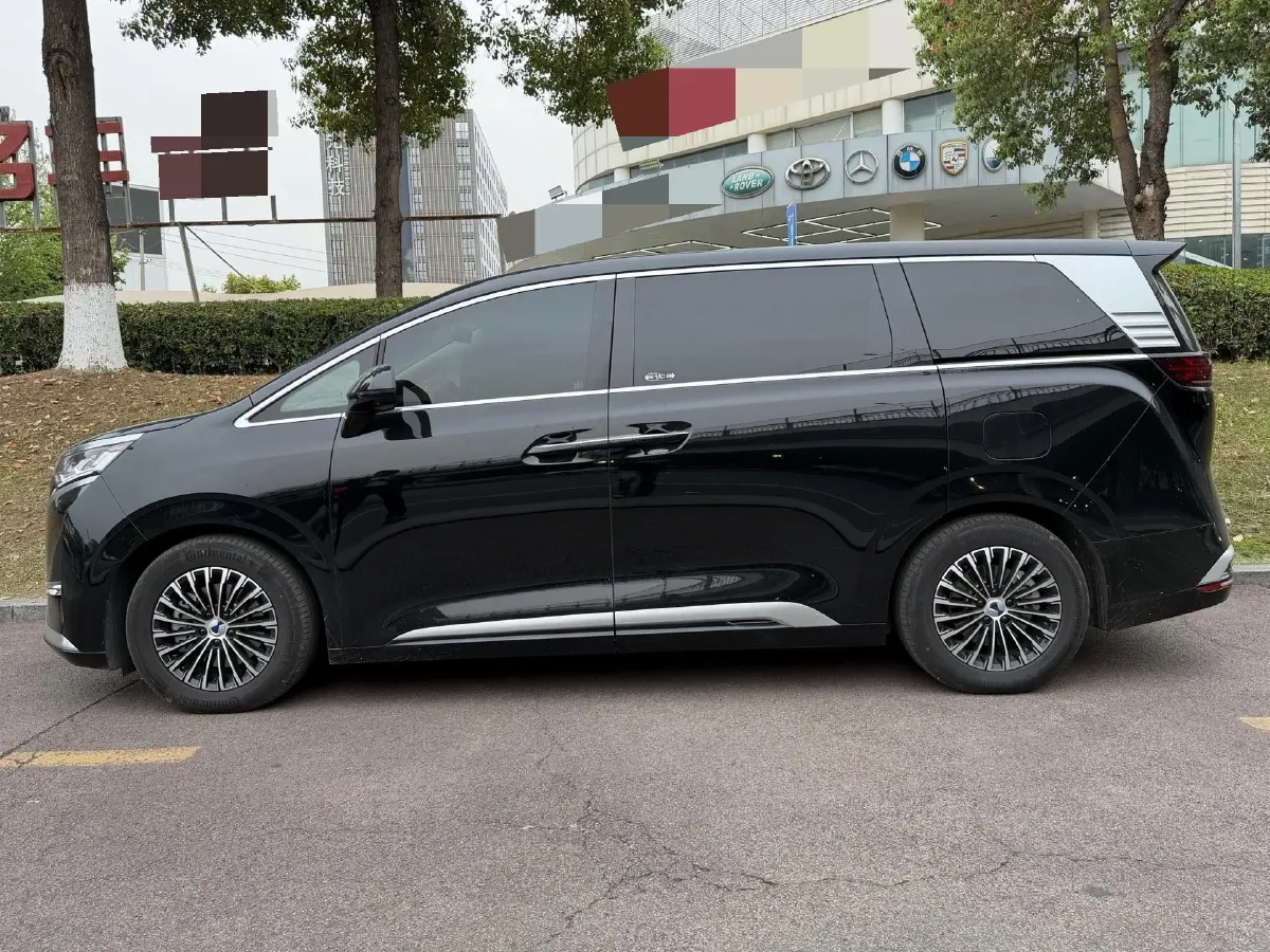 2024 Denza D9 1.5T 139HP L4 E-CVT PHEV 40KWH,autocango,china used car exporter,china ev exporter,chinese used car exporter,chinese used ev exporter