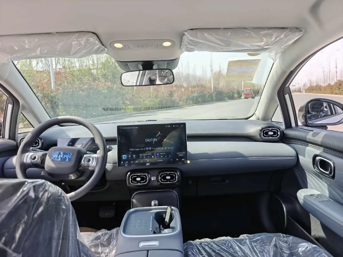 2025 Aion AION UT BEV,autocango,china used car exporter,china ev exporter,chinese used car exporter,chinese used ev exporter