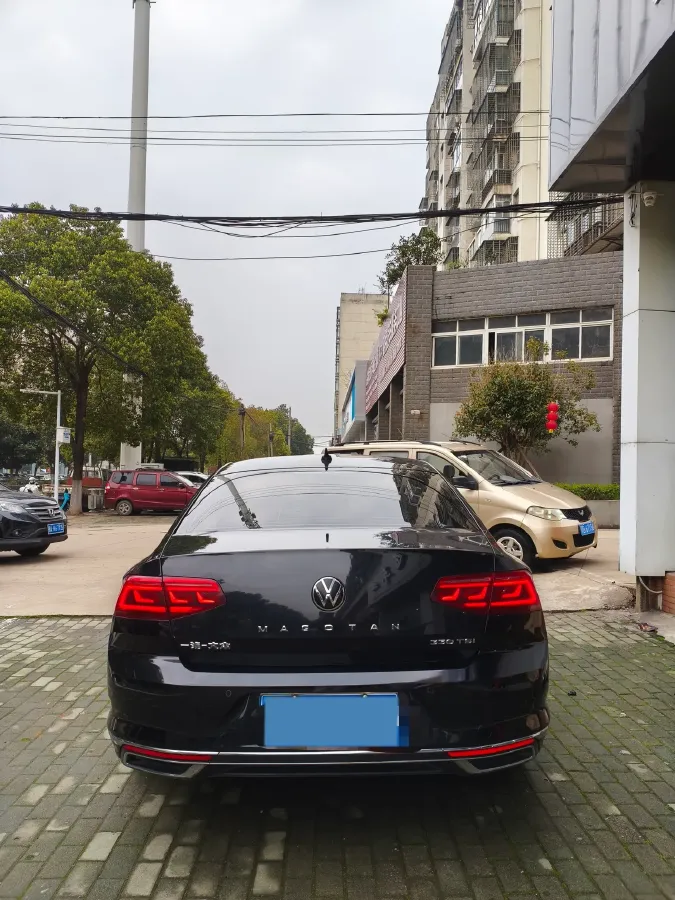 2020 Volkswagen Magotan 2.0T 186HP L4 7DCT,autocango,china used car exporter,china ev exporter,chinese used car exporter,chinese used ev exporter