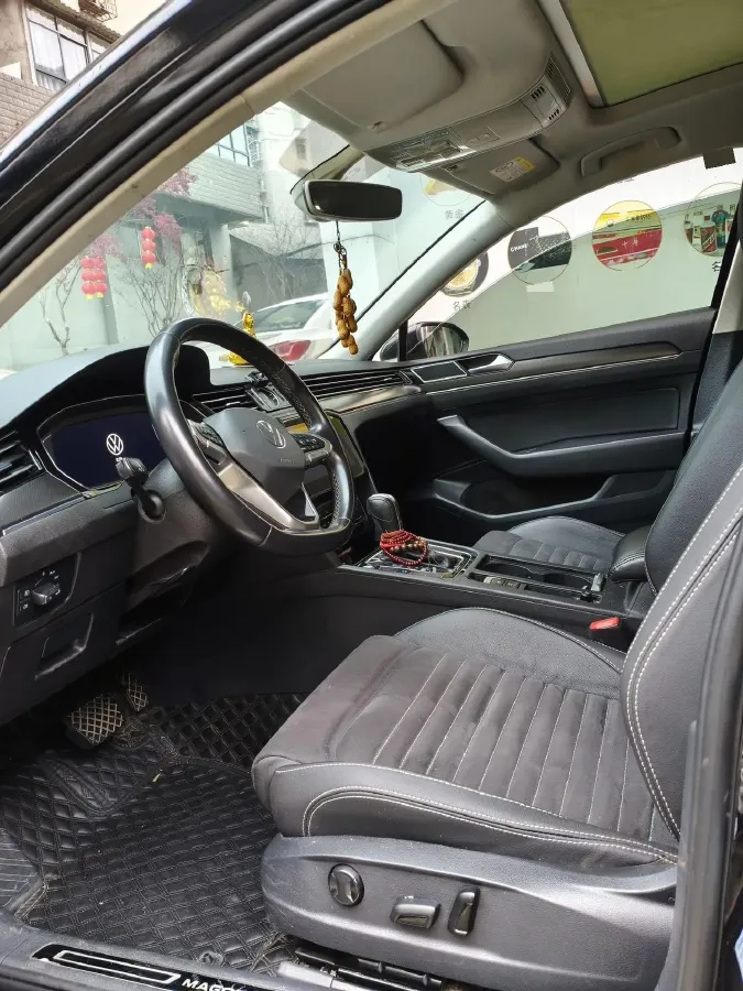 2020 Volkswagen Magotan 2.0T 186HP L4 7DCT,autocango,china used car exporter,china ev exporter,chinese used car exporter,chinese used ev exporter