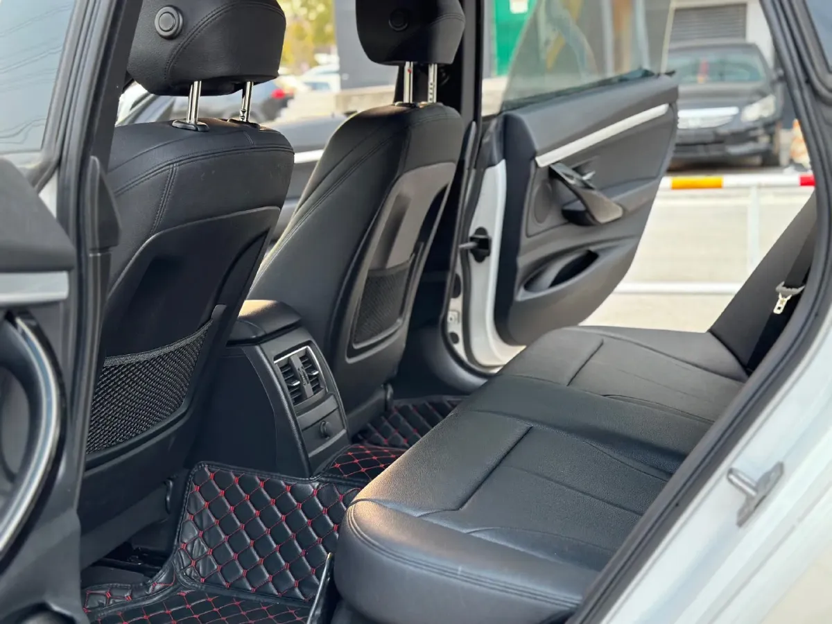 2019 BMW 3 Series GT 2.0T 184HP L4 8AT,autocango,china used car exporter,china ev exporter,chinese used car exporter,chinese used ev exporter