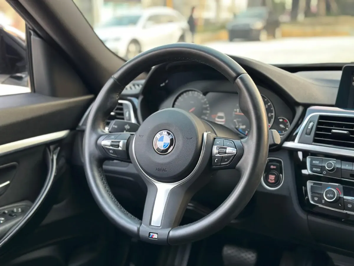 2019 BMW 3 Series GT 2.0T 184HP L4 8AT,autocango,china used car exporter,china ev exporter,chinese used car exporter,chinese used ev exporter