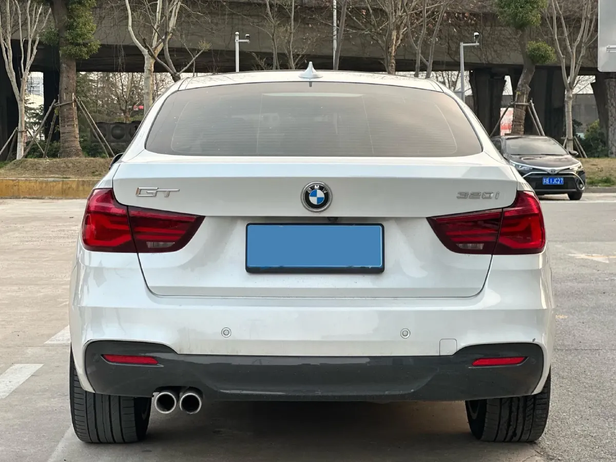 2019 BMW 3 Series GT 2.0T 184HP L4 8AT,autocango,china used car exporter,china ev exporter,chinese used car exporter,chinese used ev exporter