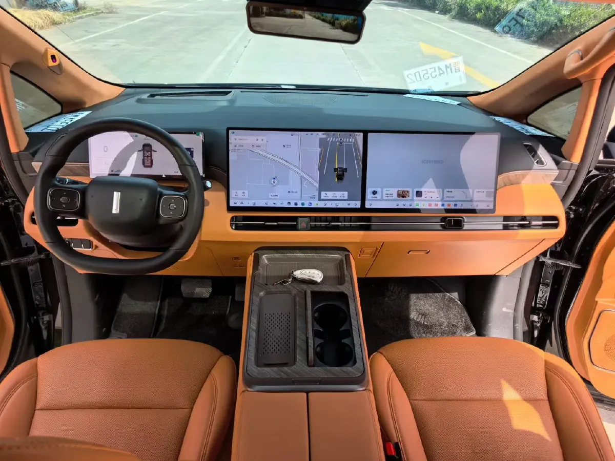 2025 WEY HighMountain 1.5T 170HP L4 4DHT PHEV,autocango,china used car exporter,china ev exporter,chinese used car exporter,chinese used ev exporter