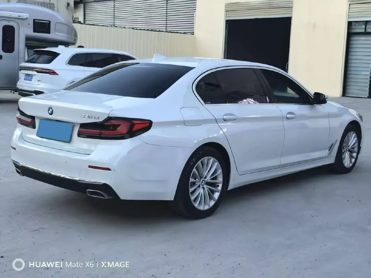 2022 BMW 5 Series 2.0T 184HP L4 8AT,autocango,china used car exporter,china ev exporter,chinese used car exporter,chinese used ev exporter