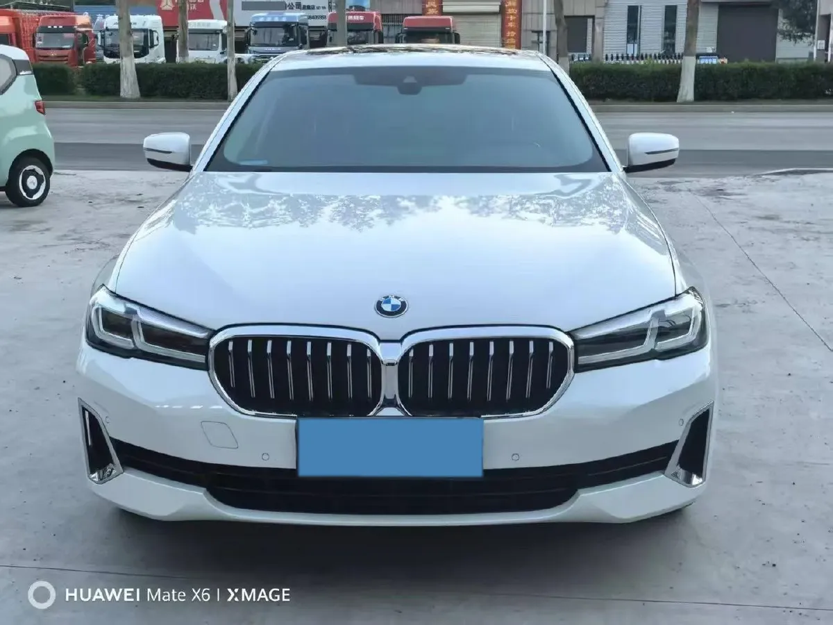 2022 BMW 5 Series 2.0T 184HP L4 8AT,autocango,china used car exporter,china ev exporter,chinese used car exporter,chinese used ev exporter