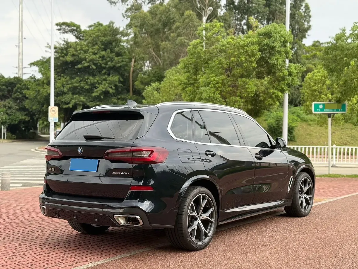 2022 BMW X5 3.0T 333HP L6 8AT,autocango,china used car exporter,china ev exporter,chinese used car exporter,chinese used ev exporter