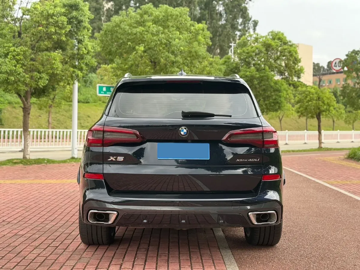 2022 BMW X5 3.0T 333HP L6 8AT,autocango,china used car exporter,china ev exporter,chinese used car exporter,chinese used ev exporter