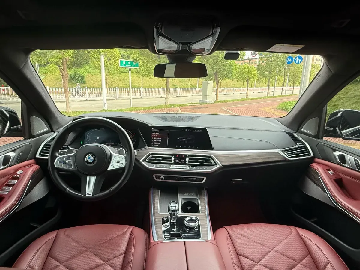 2022 BMW X5 3.0T 333HP L6 8AT,autocango,china used car exporter,china ev exporter,chinese used car exporter,chinese used ev exporter