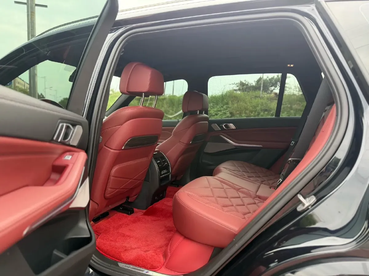 2022 BMW X5 3.0T 333HP L6 8AT,autocango,china used car exporter,china ev exporter,chinese used car exporter,chinese used ev exporter