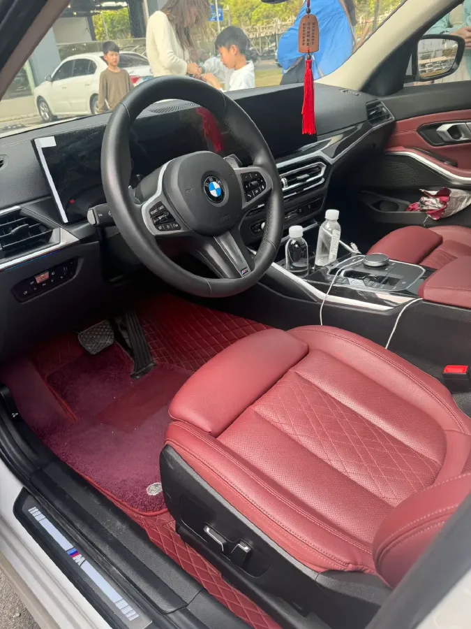 2024 BMW 3 Series 2.0T 156HP L4 8AT,autocango,china used car exporter,china ev exporter,chinese used car exporter,chinese used ev exporter