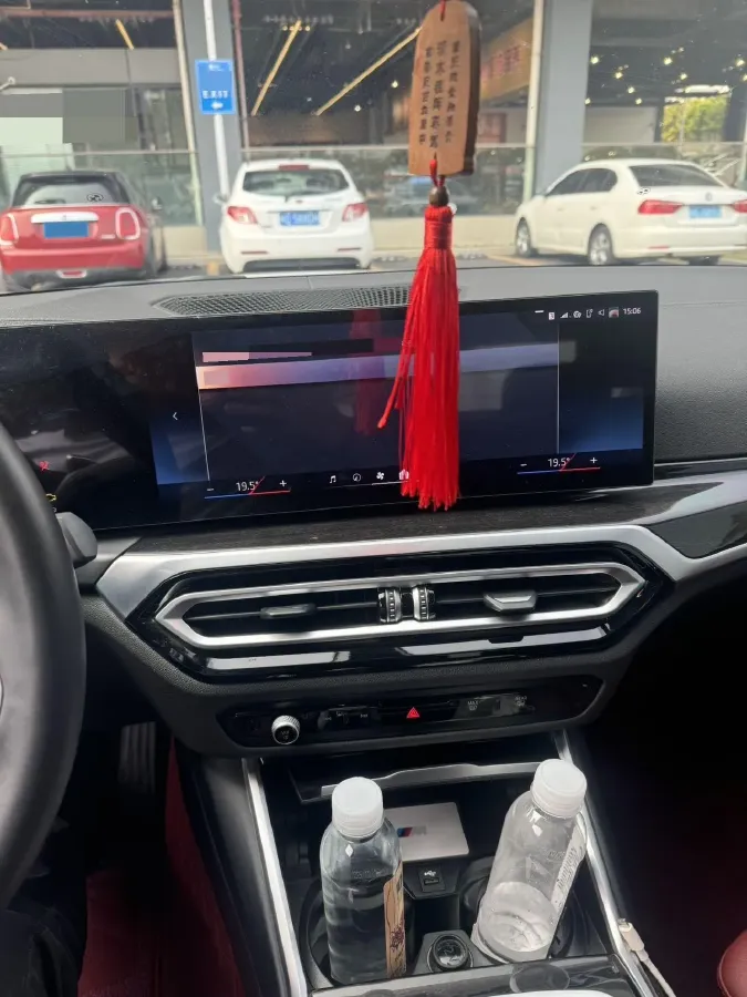 2024 BMW 3 Series 2.0T 156HP L4 8AT,autocango,china used car exporter,china ev exporter,chinese used car exporter,chinese used ev exporter