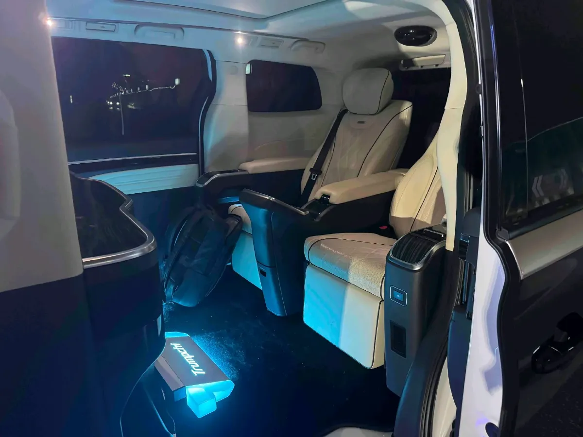 2023 GAC Trumpchi M8 2.0T 252HP L4 8AT,autocango,china used car exporter,china ev exporter,chinese used car exporter,chinese used ev exporter