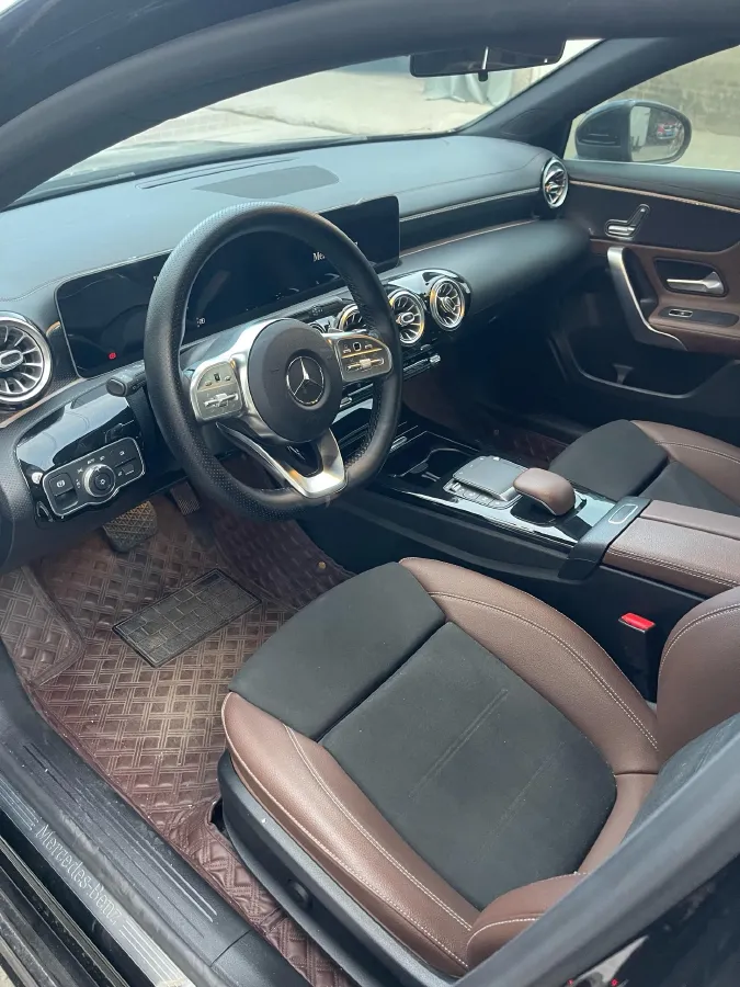 2020 Mercedes-Benz A Class 1.3T 163HP L4 7DCT,autocango,china used car exporter,china ev exporter,chinese used car exporter,chinese used ev exporter