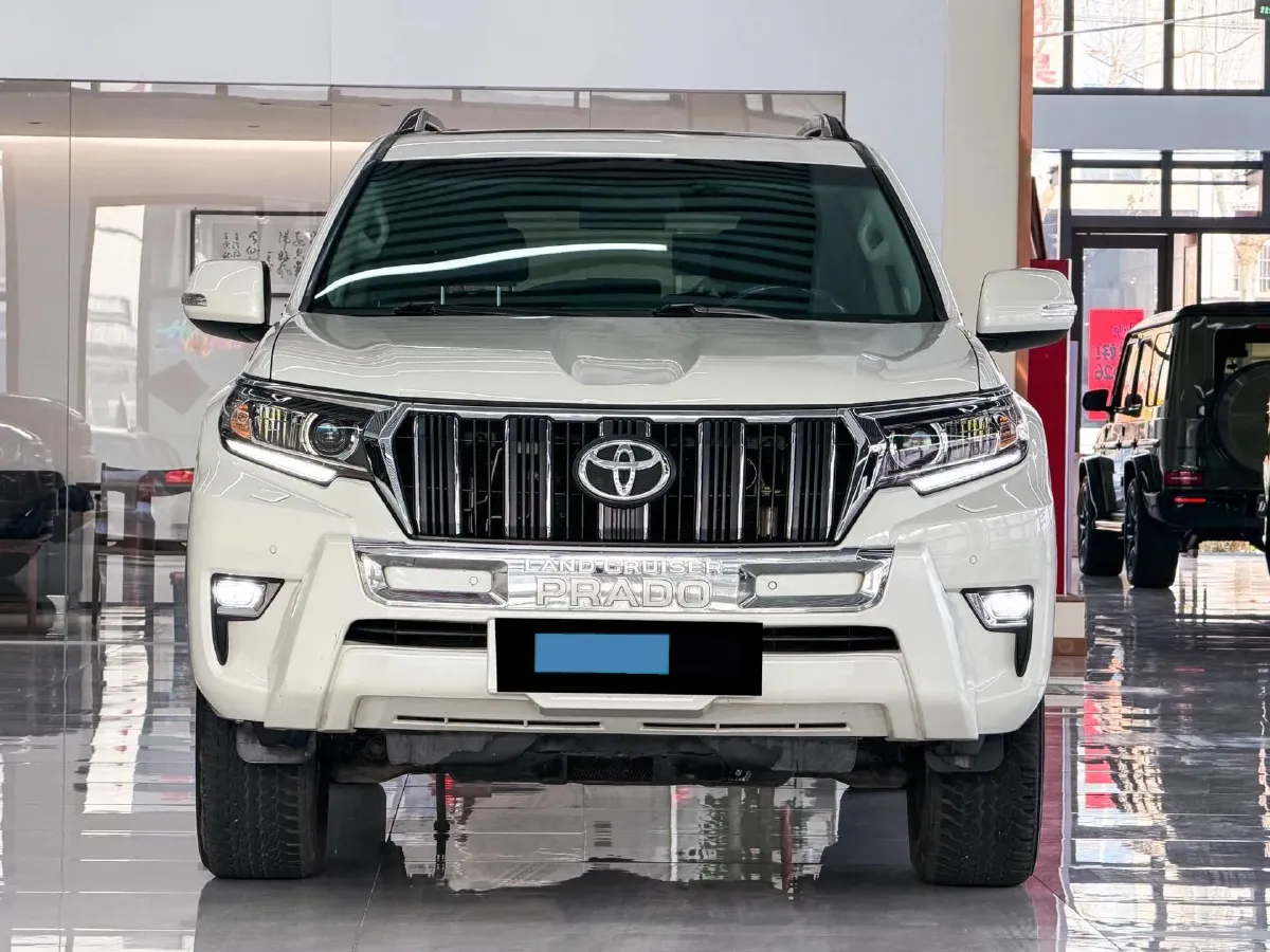 2018 Mercedes-Benz E Class 2.0T 184HP L4 9AT,autocango,china used car exporter,china ev exporter,chinese used car exporter,chinese used ev exporter