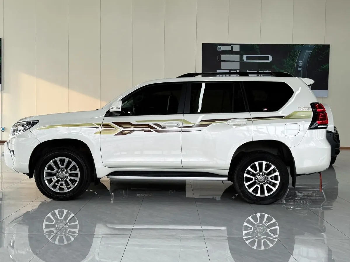 2018 Mercedes-Benz E Class 2.0T 184HP L4 9AT,autocango,china used car exporter,china ev exporter,chinese used car exporter,chinese used ev exporter