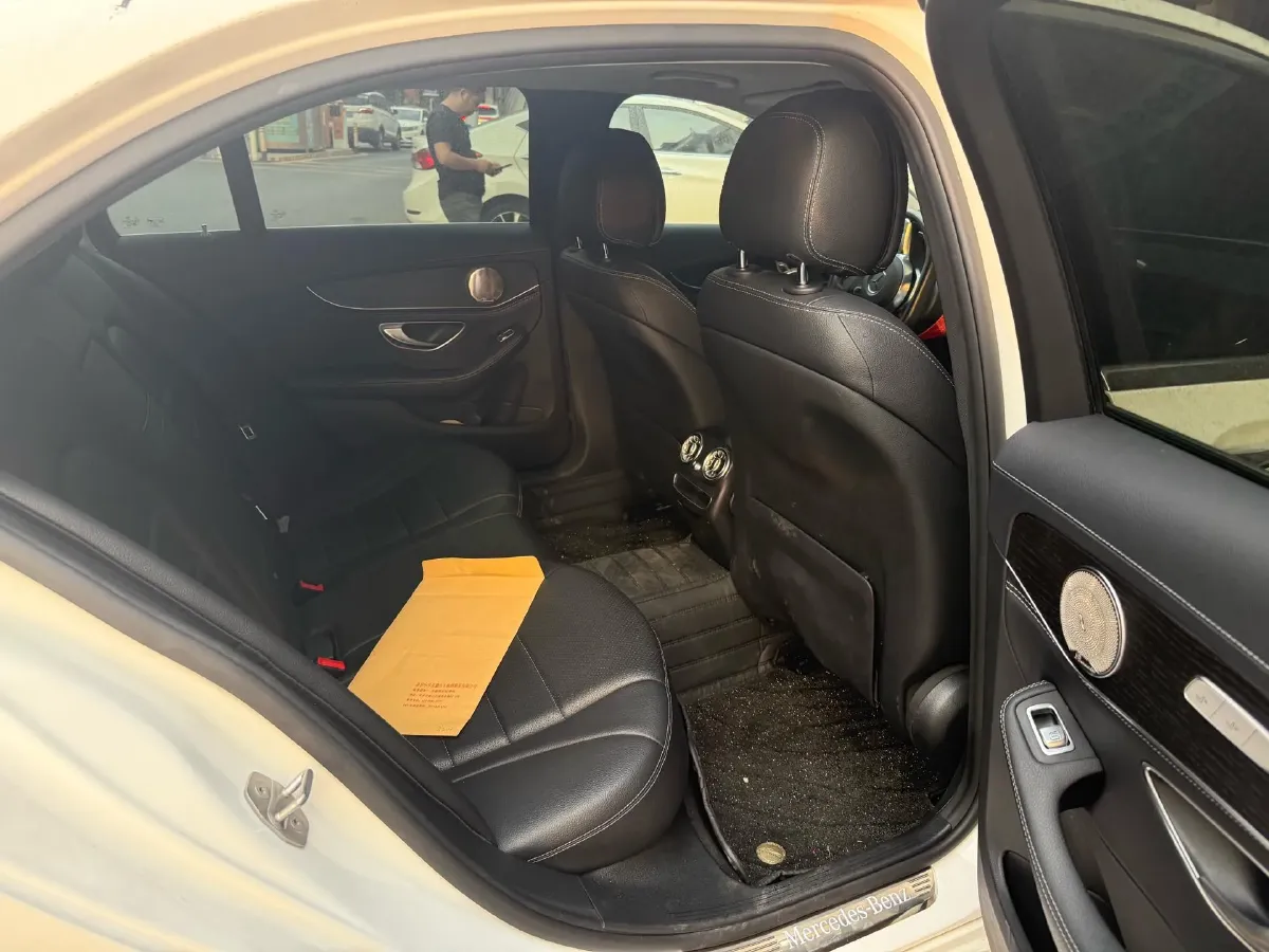 2020 Mercedes-Benz C Class 1.5T 156HP L4 9AT,autocango,china used car exporter,china ev exporter,chinese used car exporter,chinese used ev exporter