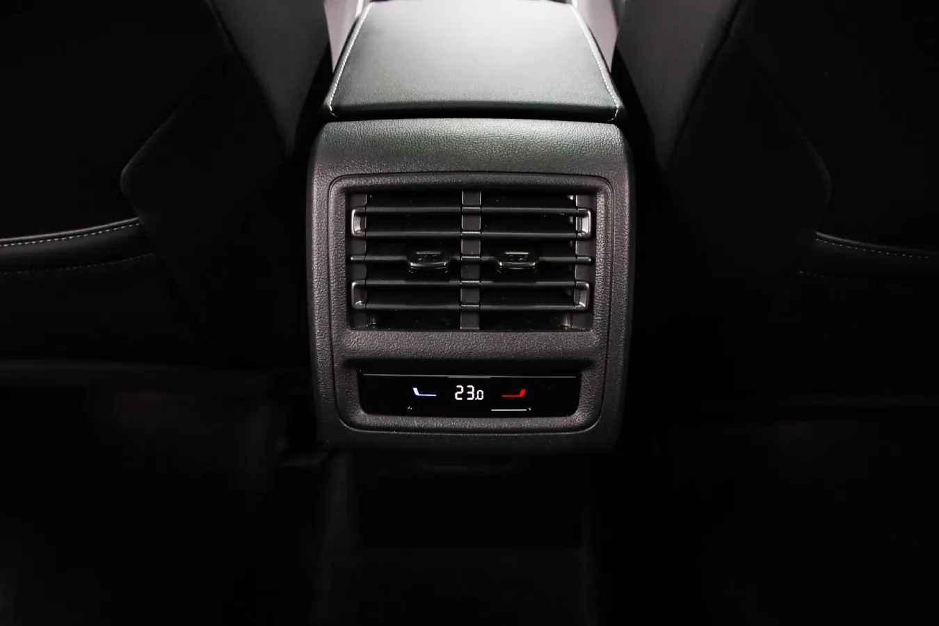 2021 Volkswagen Golf 1.4T 150HP L4 7DCT,autocango,china used car exporter,china ev exporter,chinese used car exporter,chinese used ev exporter