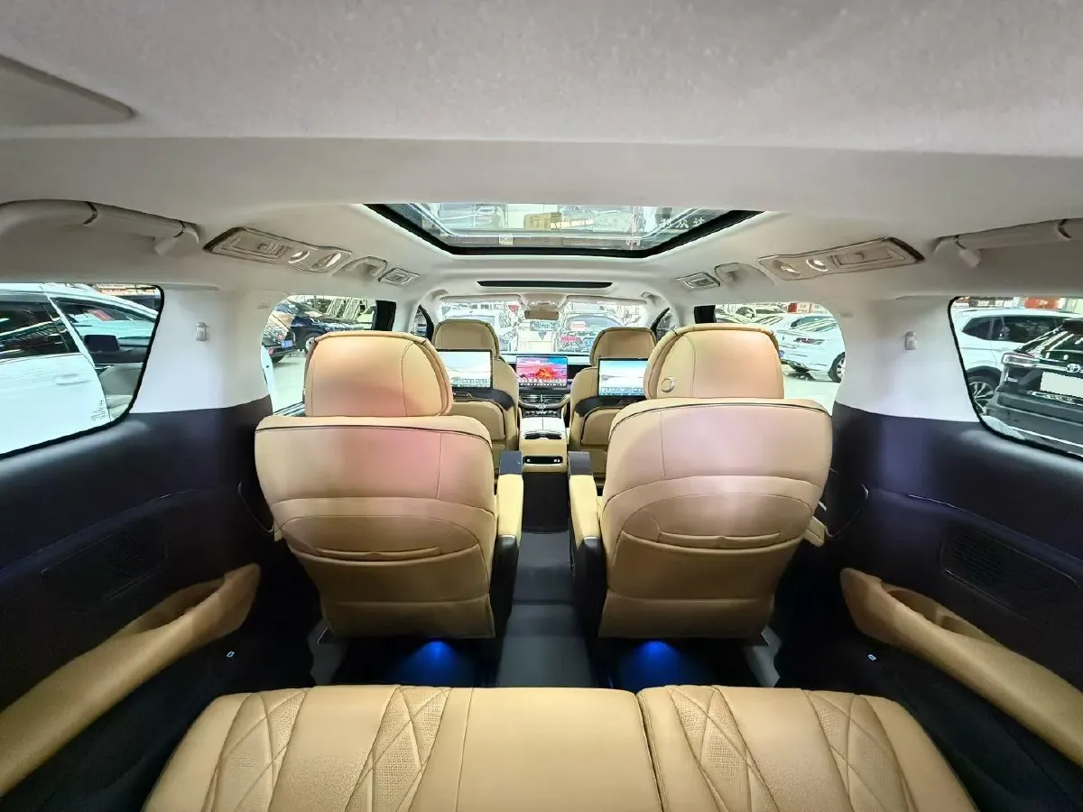 2024 Denza D9 1.5T 139HP L4 E-CVT PHEV 40KWH,autocango,china used car exporter,china ev exporter,chinese used car exporter,chinese used ev exporter