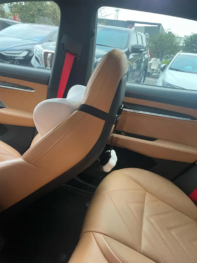 2022 Zeekr 001 BEV 86KWH,autocango,china used car exporter,china ev exporter,chinese used car exporter,chinese used ev exporter