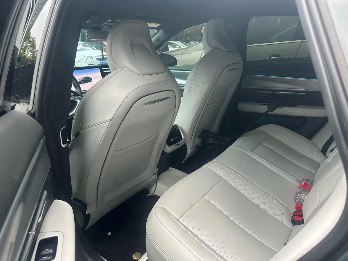 2023 Xpeng P7 BEV 86.2KWH,autocango,china used car exporter,china ev exporter,chinese used car exporter,chinese used ev exporter