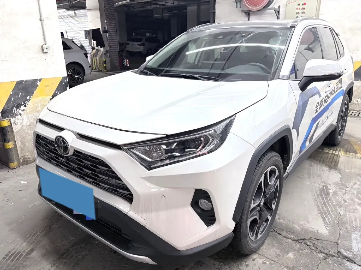 2021 Toyota RAV4 2.0L 171HP L4 CVT,autocango,china used car exporter,china ev exporter,chinese used car exporter,chinese used ev exporter